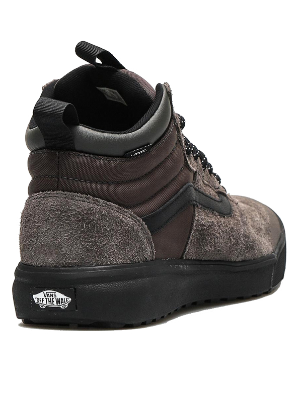 vans ultrarange hi peat black